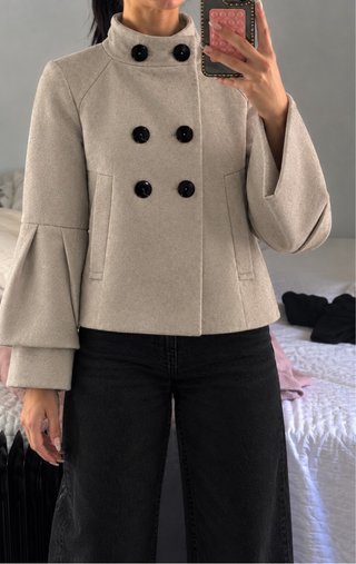 Abrigo corto Zara beige