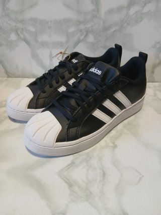 Zapatillas Adidas Streetcheck Negras y Blancas