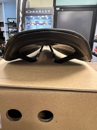 Sillín Fizik Vento Argo Adaptive 00