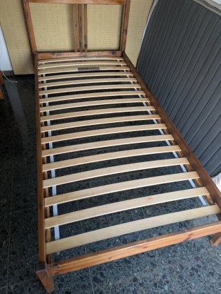 Cama Individual de Madera