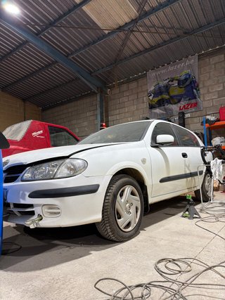 Nissan Almera 2002