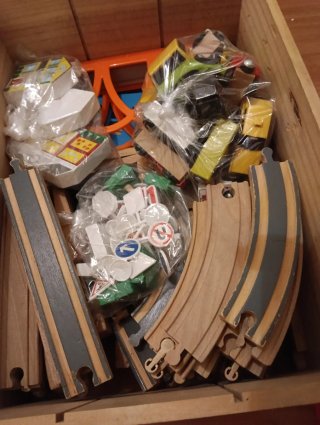 Set de Trenes y Accesorios de Madera