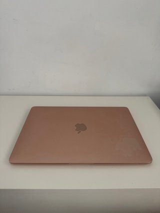 MacBook Air 2020 para piezas, batería rota