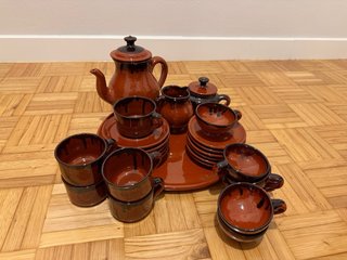 Juego de café de barro