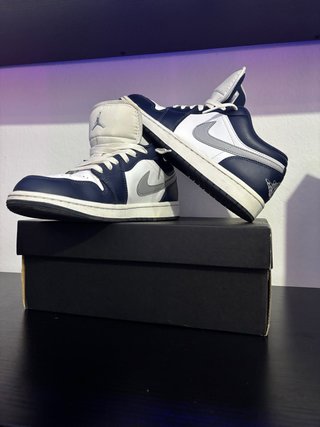 Zapatillas Jordan Azul y Blanco