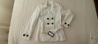ZARA Chaqueta Blanca
