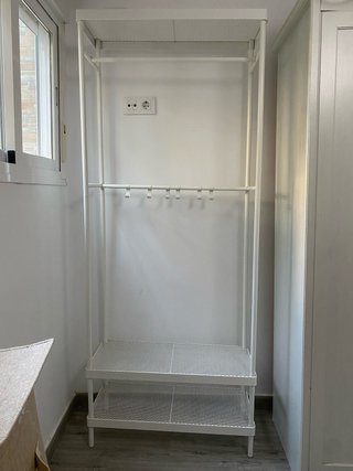 Perchero con zapatero IKEA Mackapär