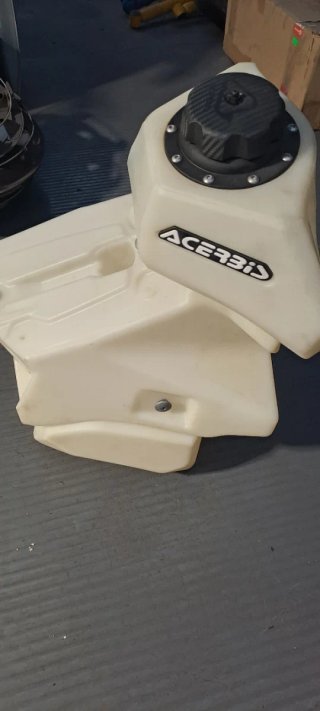Depósito Acerbis 11L Husqvarna 300 TPI 2021