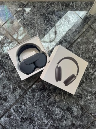 Apple AirPods Max Midnight
