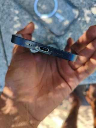 iPhone 16e Negro