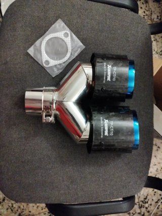 Colas de escape Akrapovic TP-CT/10