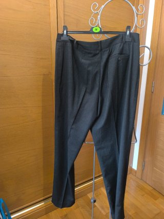 Pantalón de vestir gris talla 48