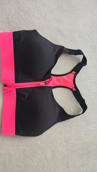 Sujetador deportivo negro y rosa