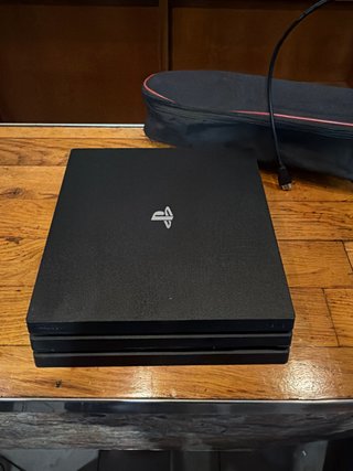 PS4 Pro (PlayStation 4 Pro) Negra