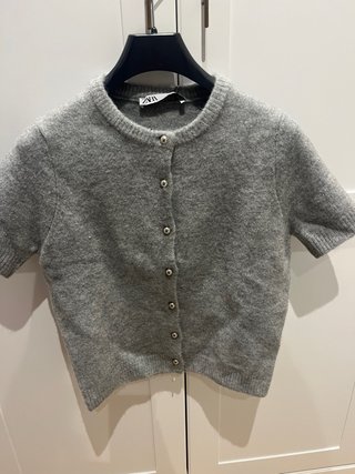 Chaqueta de punto gris Zara
