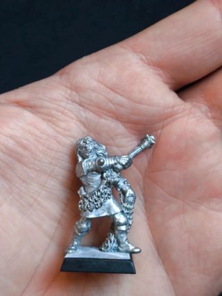 Miniatura de Guerrero de Metal