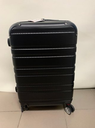 Maleta mediana extensible nueva 20 kilos