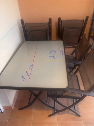 Set de Mesa y 4 Sillas de Exterior