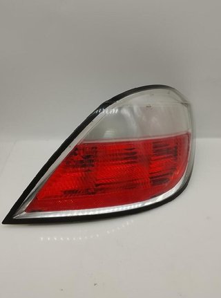 Opel 24451837 piloto trasero derecho astra 3403
