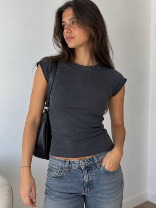 Camiseta Zara Gris Ajustada