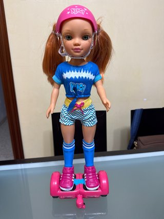 Muñeca Nancy Hoverboard