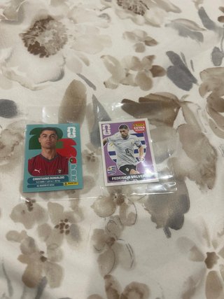 2 Cromos Panini: Cristiano Ronaldo y F. Valverde