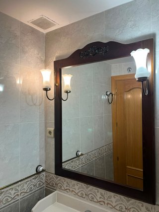 Espejo de Baño con Marco de Madera y Luces