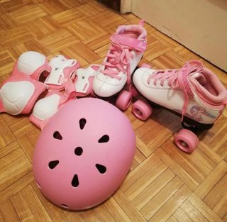Patines con Casco y Protecciones