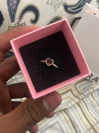 Anillo Pandora Corazón Rojo