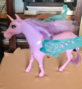 Unicórnio de Brinquedo Lilás