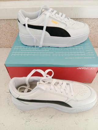Zapatillas Puma Blancas y Negras