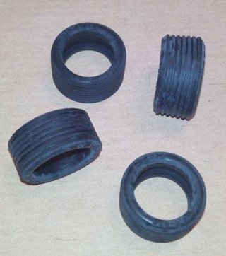 Scalextric neumáticos rayados 18´3x9´8mm (19x10mm)