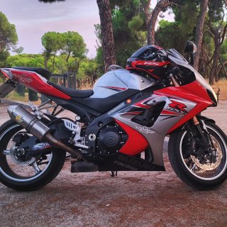 Suzuki GSX-R 1000 Sportbike
