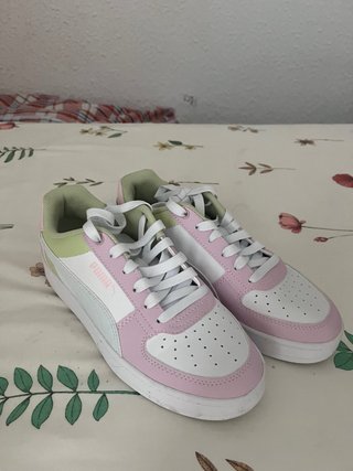 Zapatillas Puma Blancas y Rosas