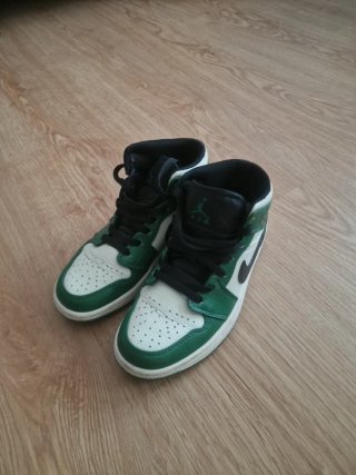 Zapatillas Nike Jordan, filas y nike.
