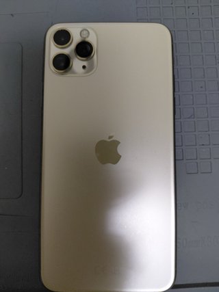 iPhone 11 Pro  max como nuevo