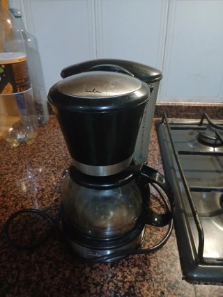 Cafetera de Goteo Negra