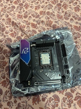Placa Base ASRock B860I + Intel ultra 7 270k plus