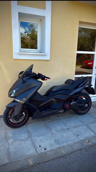 Yamaha Tmax 530