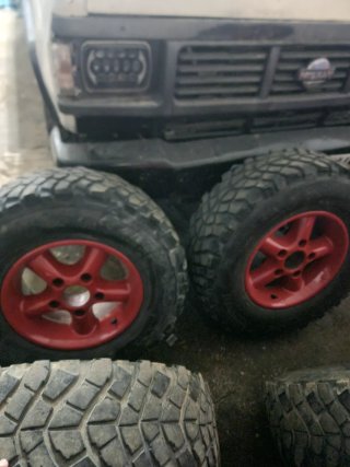 4 Llantas Suzuki R15 con Neumáticos
