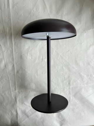 Lámpara de mesa estilo mid century