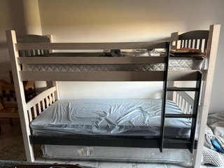 Cama Litera con Colchones