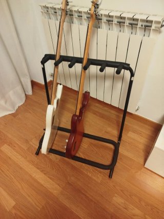 Soporte para 5 Guitarras