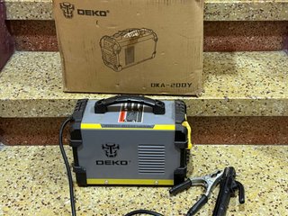 Equipo de soldar DEKO DKA-200Y