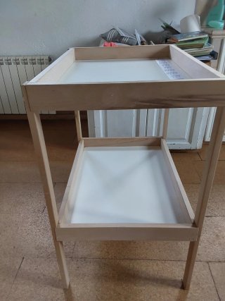 Cambiador de madera IKEA