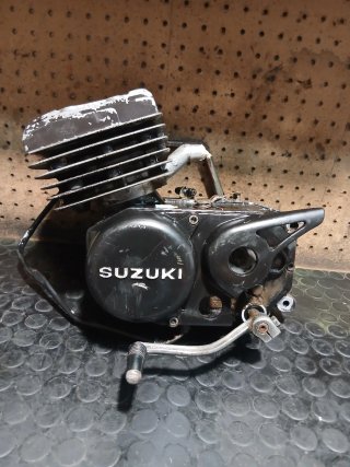 Motor Suzuki DR BIG 50