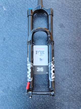 Horquilla Fox 36 *NUEVA* Rhythm 170mm 29"