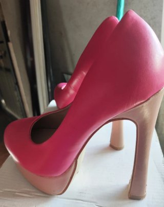 Zapatos de tacón fucsia