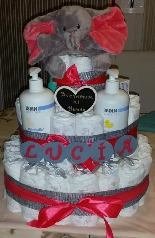 Tarta de pañales personalizada.