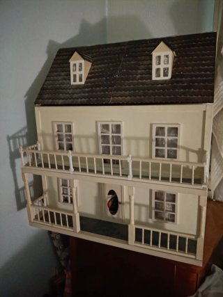 Casita decorativa de madera